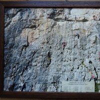 Falesie d'arrampicata e arrampicate presso il rifugio Brentei