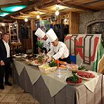 FOTO UHC - Gourmet ed Enogastronomia Hotels 4 Stelle - Hotel Rubino, hotel Diamant, hotel Soreghes e hotel Dolomiti