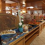 FOTO UHC - Gourmet ed Enogastronomia Hotels 4 Stelle - Hotel Rubino, hotel Diamant, hotel Soreghes e hotel Dolomiti